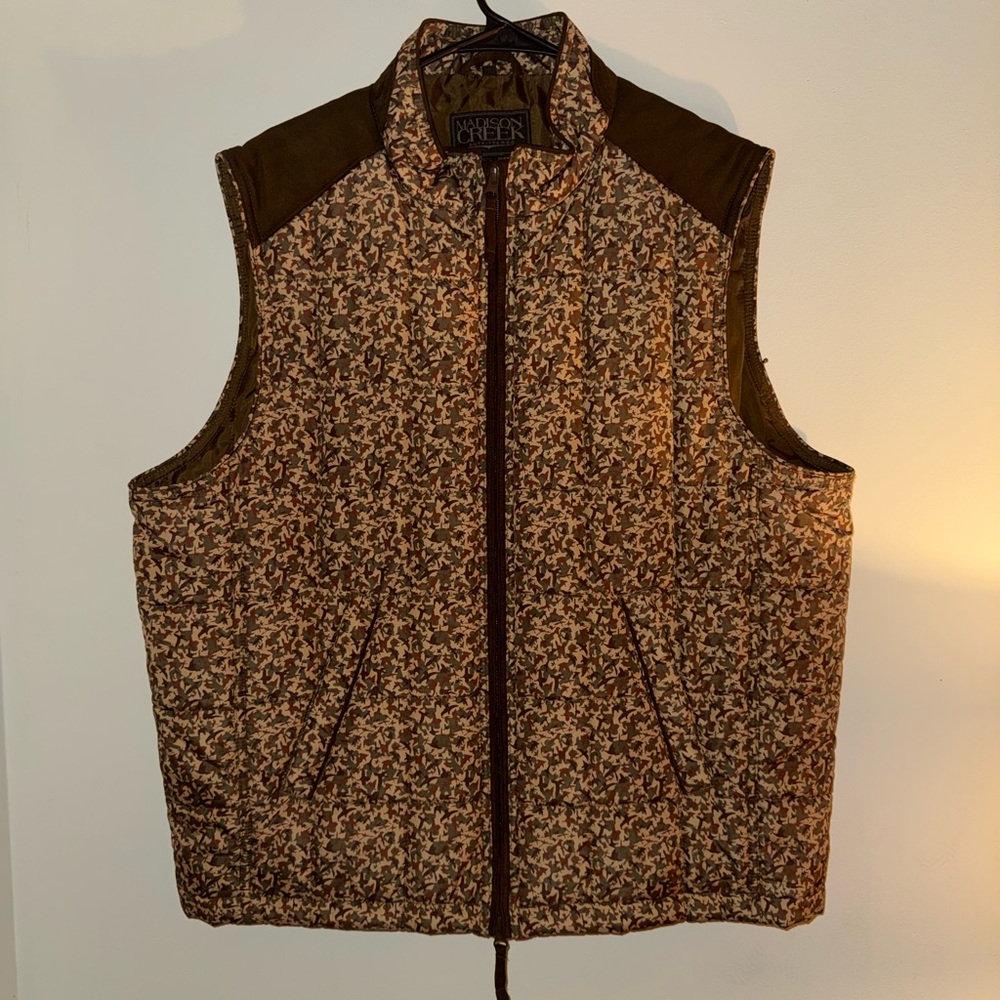 Madison Creek Men’s Camo Vest NWT